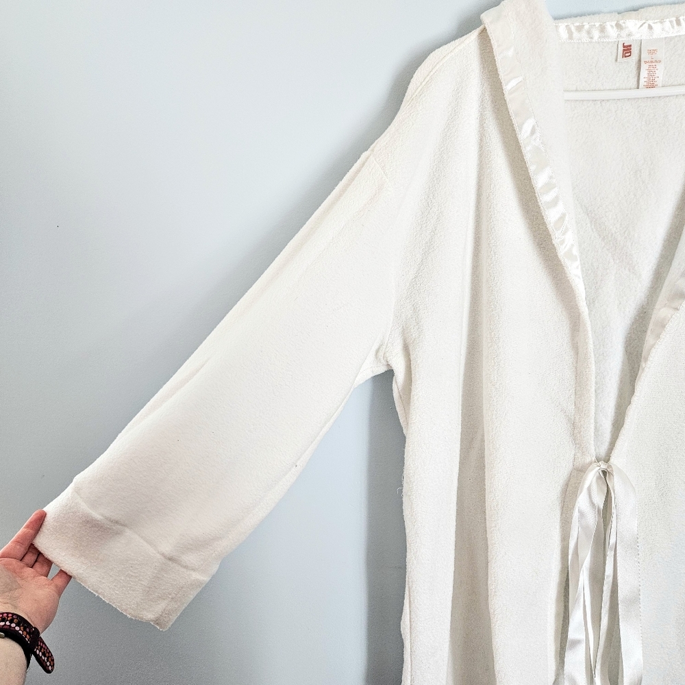 JLO Cream White Terry Hooded Robe Top & Pants w/ Satin Sports Stripe Size Large - Picture 3 of 14